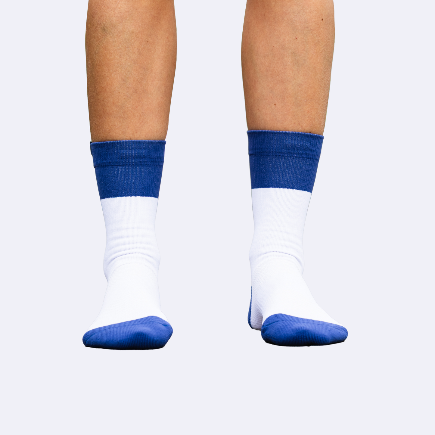 INSTINCT · white/blue