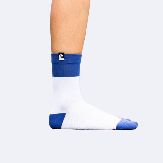 INSTINCT · white/blue